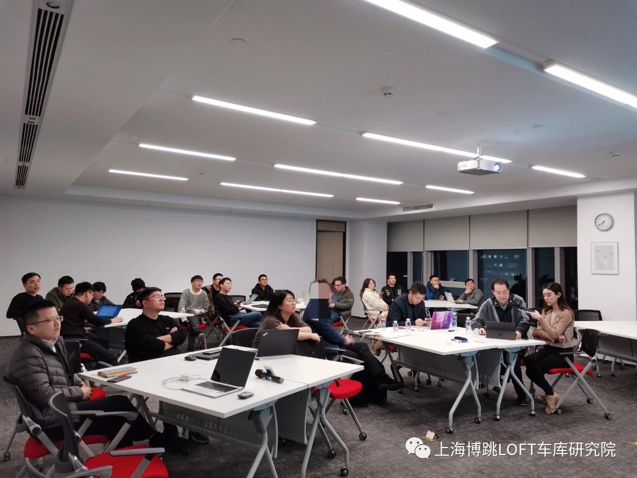巫溪杭州LOFT车库专题会
